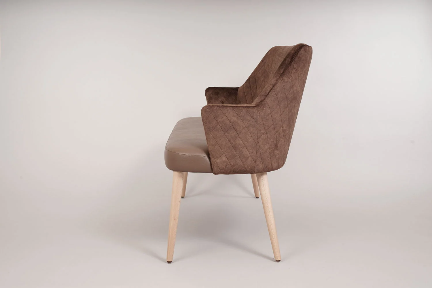 Austin – Inneneinrichtung, Möbel, BS Chairs, Seitenansicht