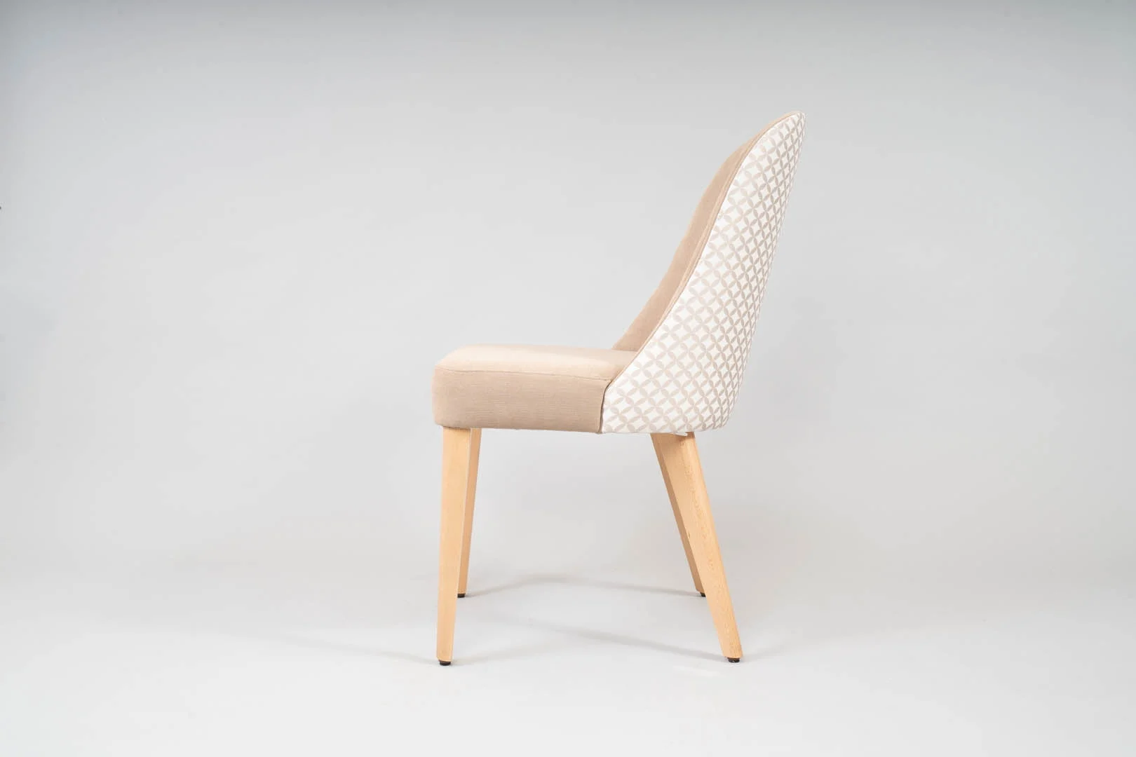 Sedute e arredi BS Chairs — interior design, arredamento, vista laterale