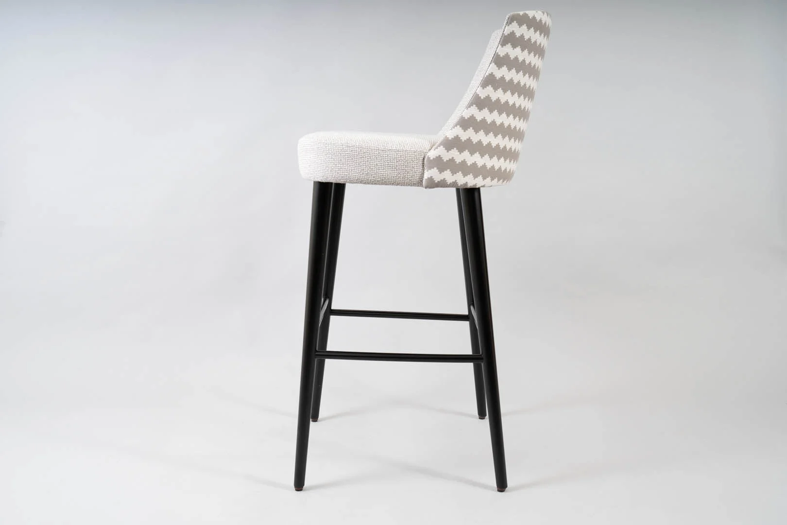 Sedute e arredi BS Chairs — interior design, arredamento, vista laterale