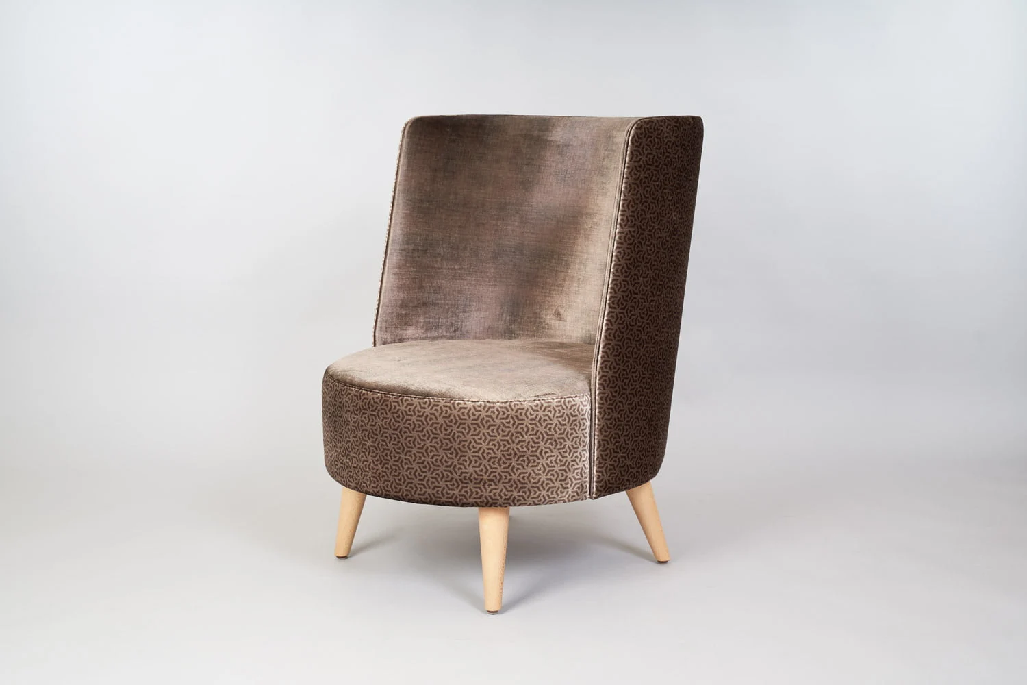 Dublin, Armchairs