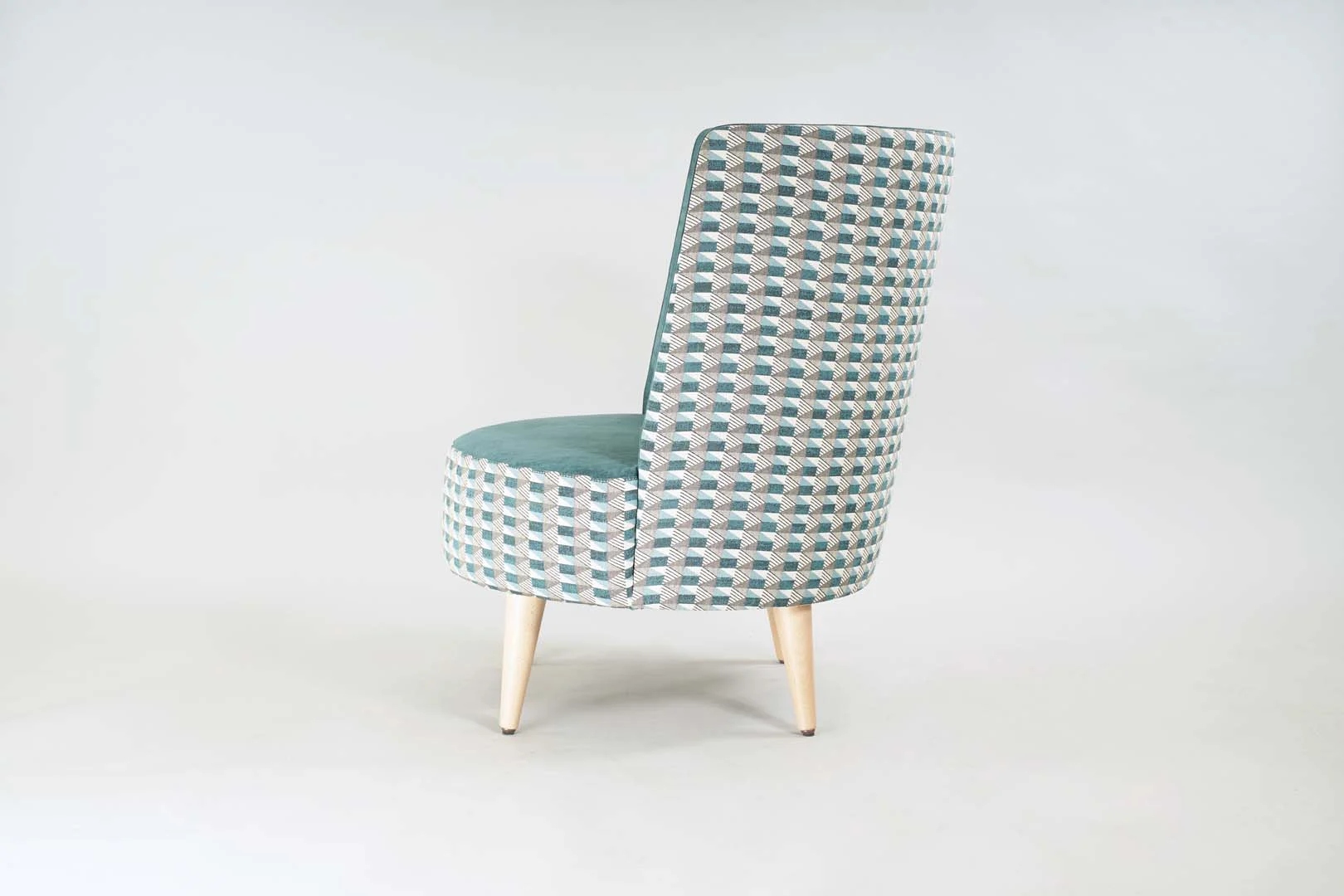 Sedute e arredi BS Chairs — interior design, arredamento, vista laterale