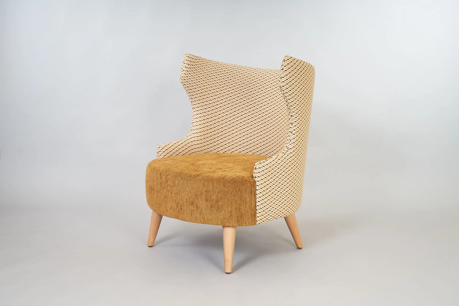Cardiff, Armchairs