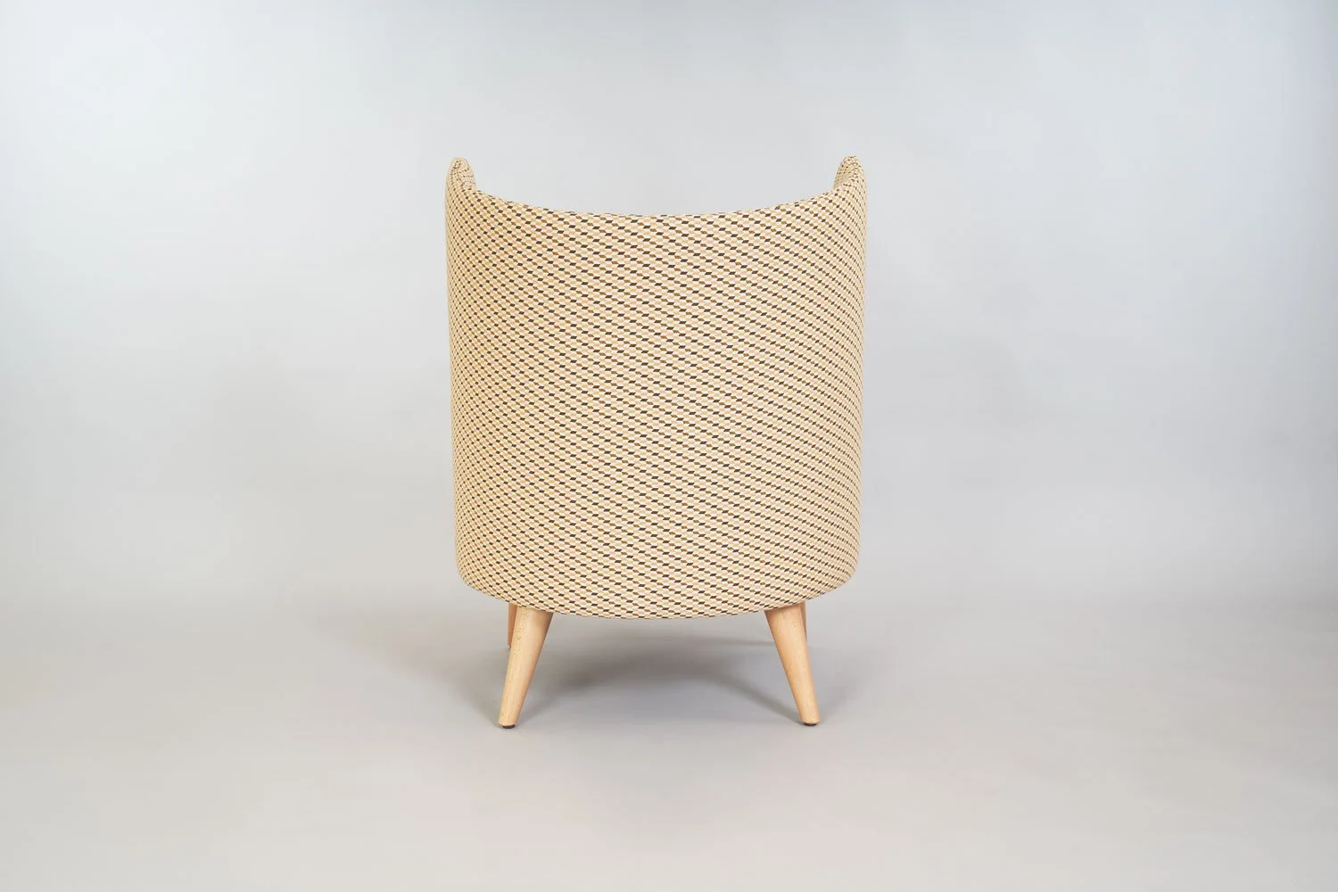 Cardiff — interior design, arredamento, BS Chairs, vista posteriore