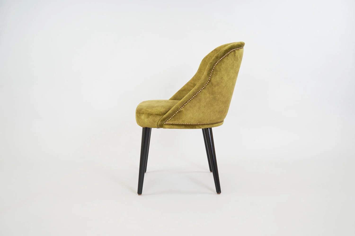 Adele – Inneneinrichtung, Möbel, BS Chairs, Seitenansicht