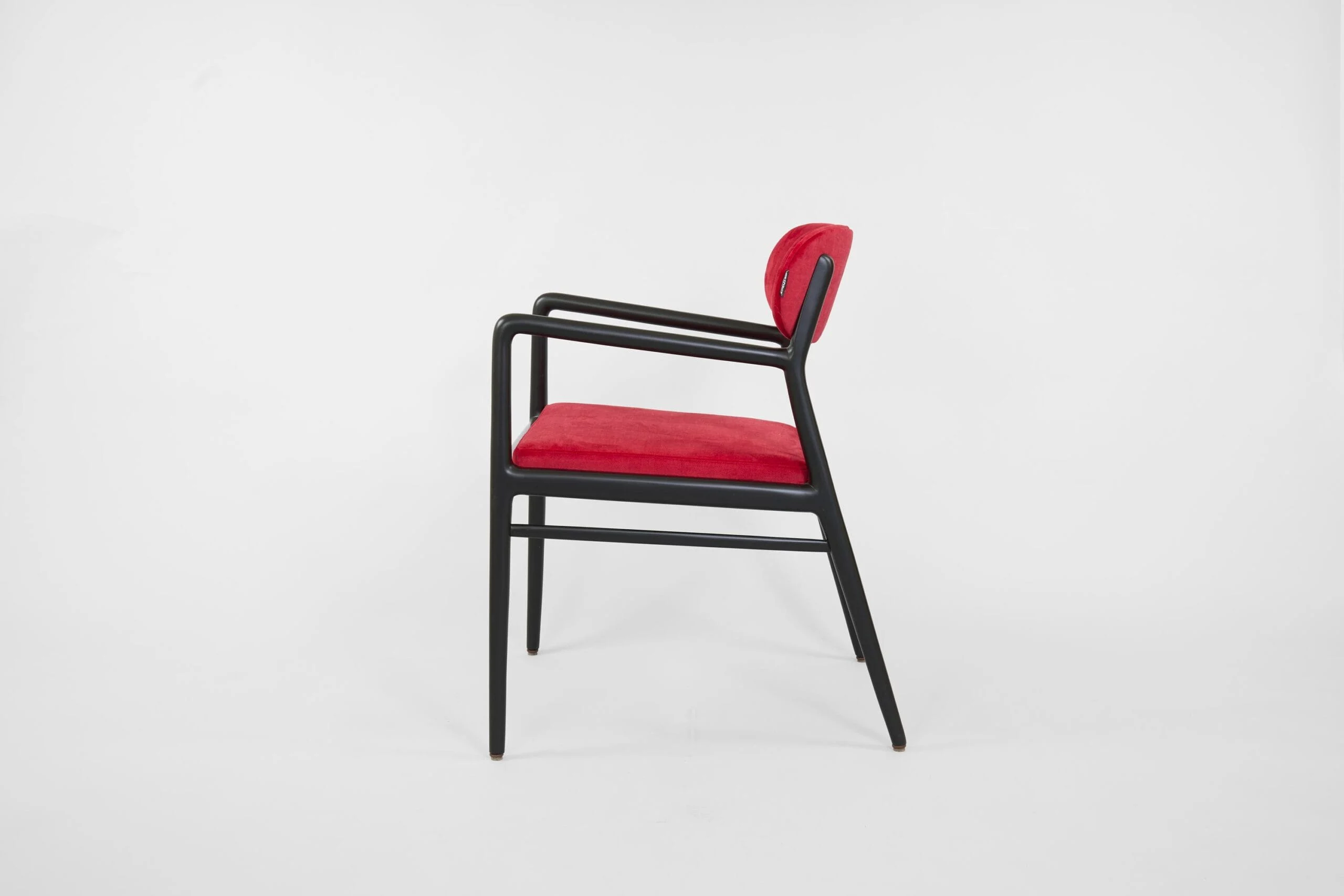 Leonia Rossa — interior design, arredamento, BS Chairs, vista laterale