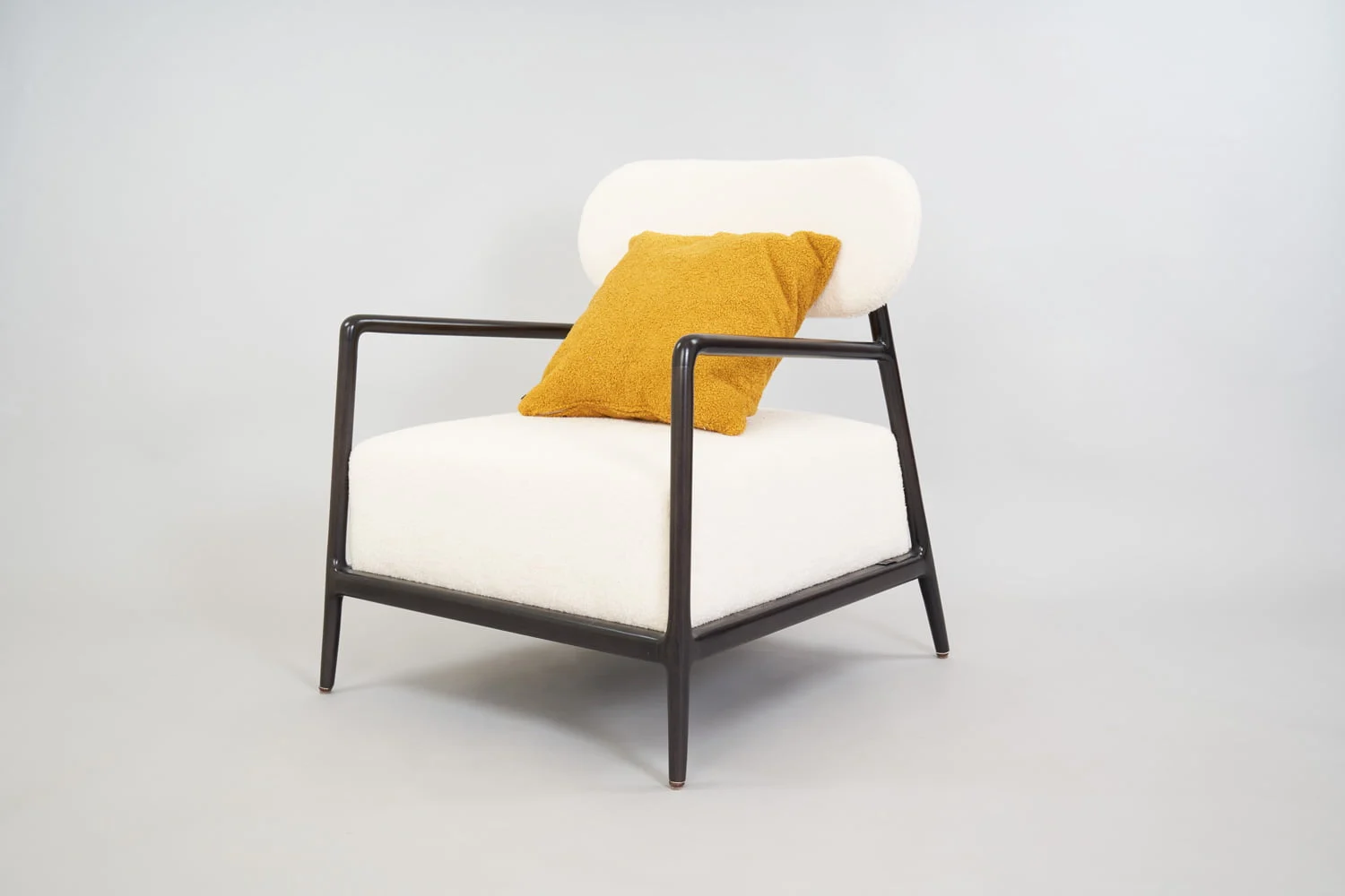 Leonia, Armchairs