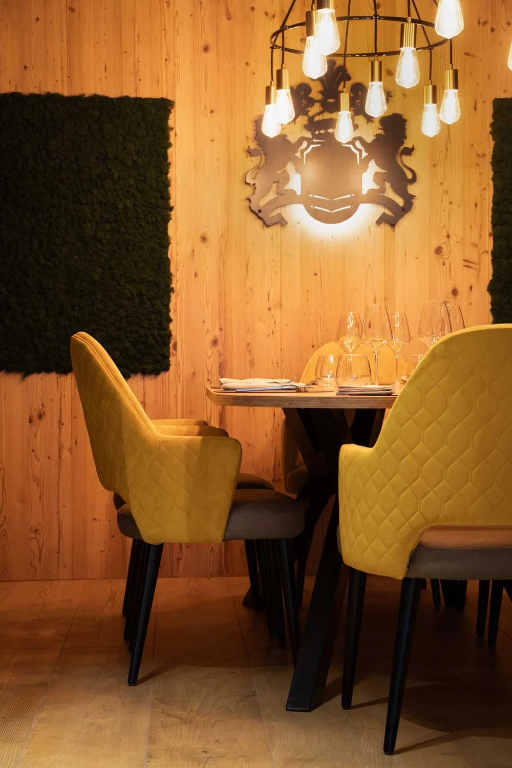 Belvedere Family Wellness Hotel San Martino di Castrozza Trento sala ristorante arredamento di