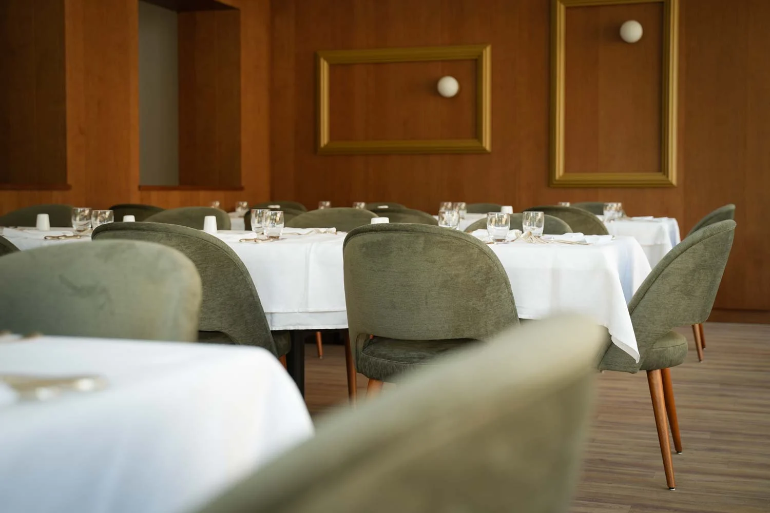 Dominik Alpine City Wellness Hotel Bressanone Bolzano dining room with Miami armchair by bs