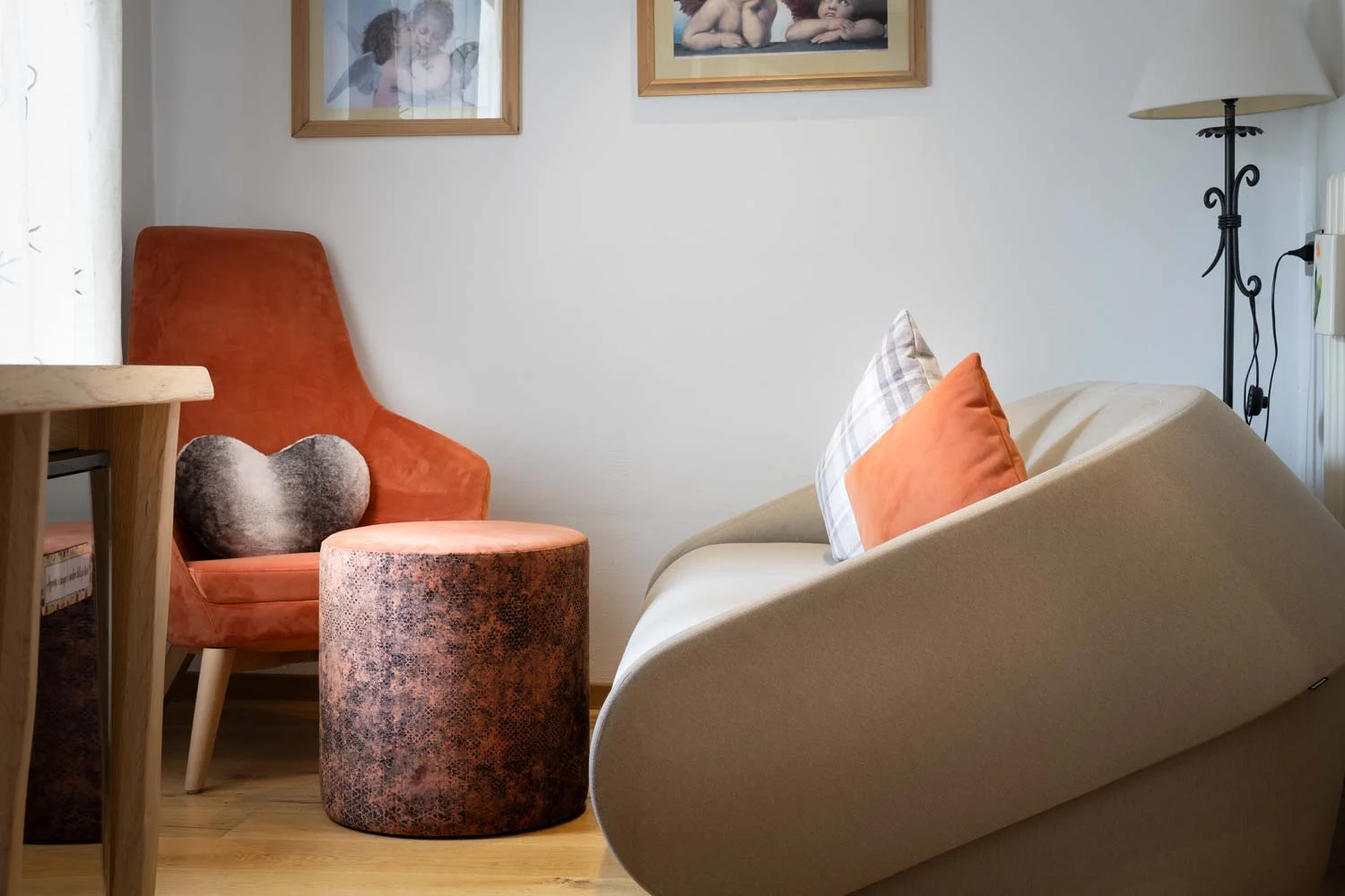 Garni Hotel Laurino stars in Cavalese Val di Fiemme Trentino poufs and armchairs abu dhabi bs chairs —