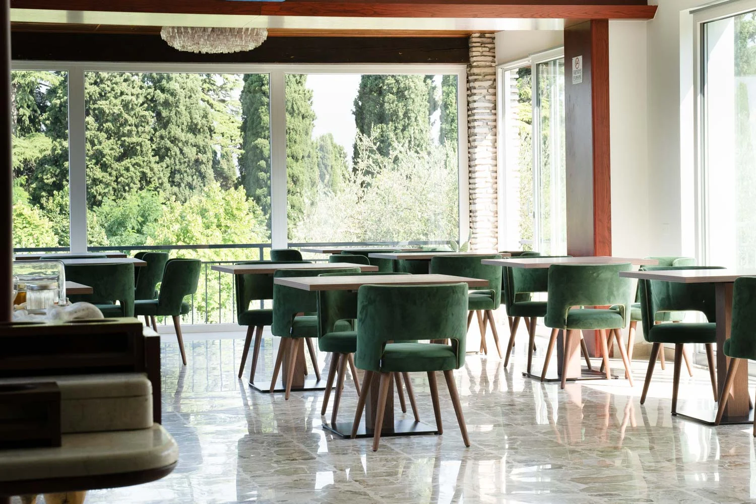 Hotel Mon Repos Sirmione miglior ristorante con vista — interior design, arredamento, BS Chairs