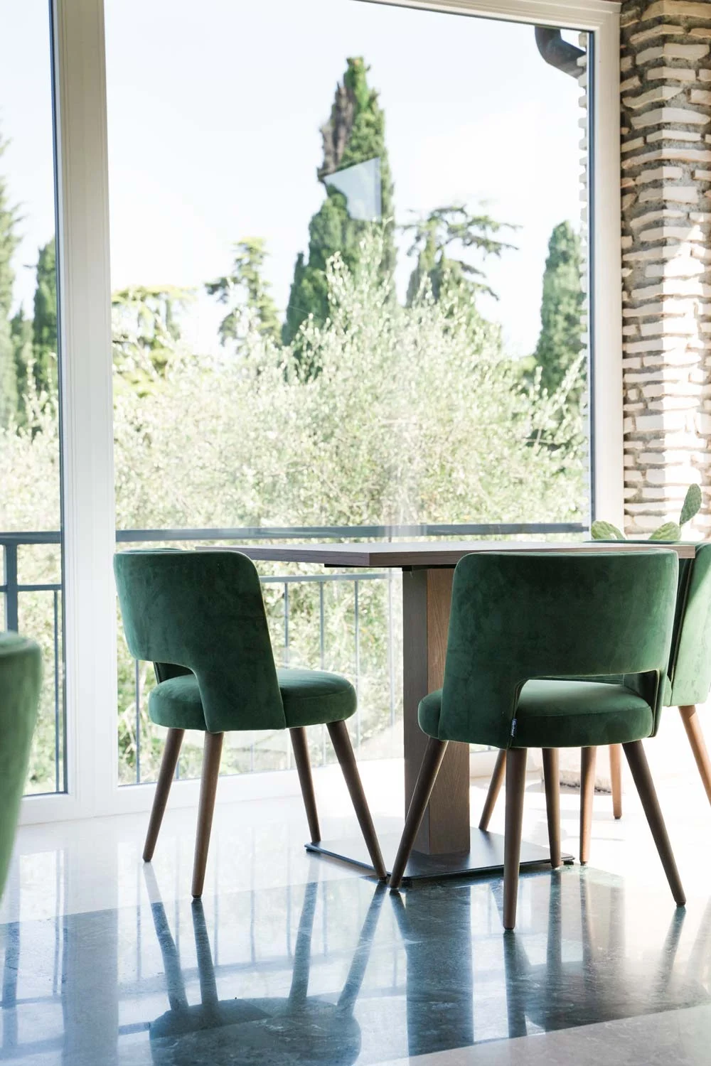Hotel Mon Repos Sirmione nuova sala ristorante con arredamento bs chairs — interior design