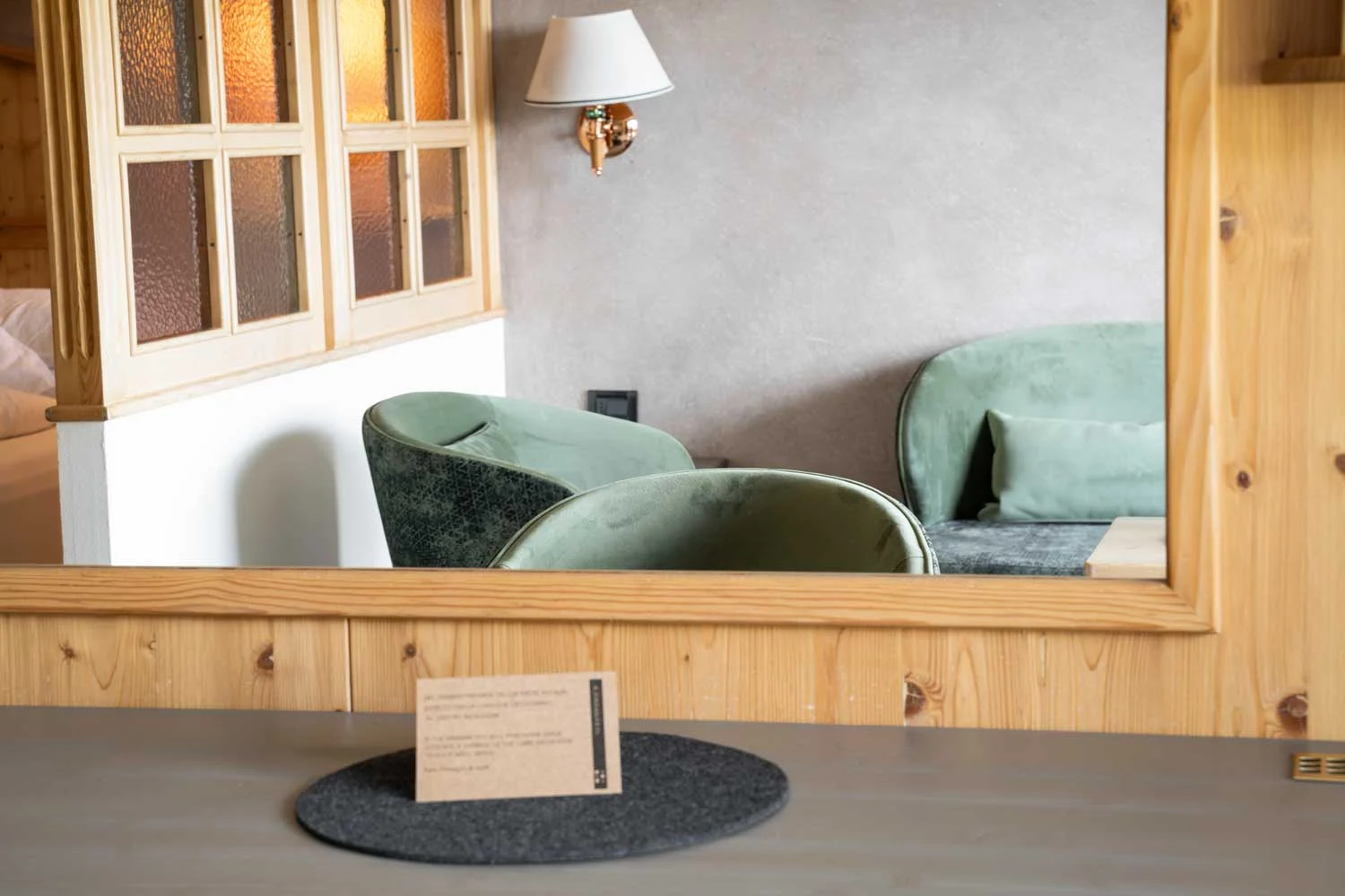 Olympic Spa Hotel San Giovanni di Fassa Trento Sessel Hotelzimmer BS Stühle – Innenarchitektur