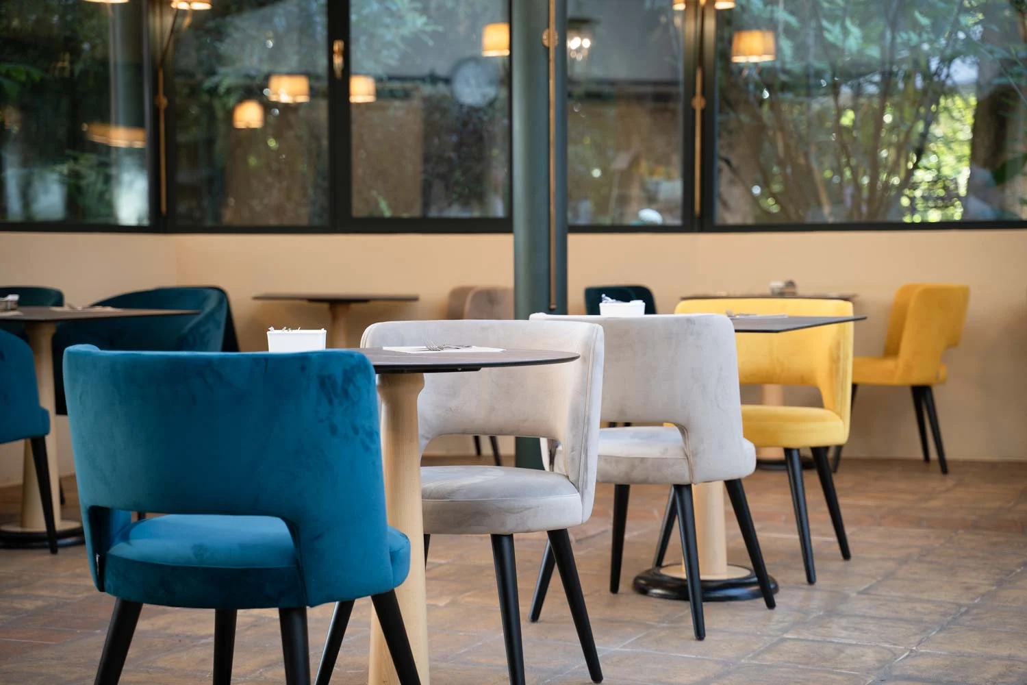 Posta Donini Hotel Restaurant und Spa Perugia Stühle und Sofas bs Stühle — Inneneinrichtung, Möbel