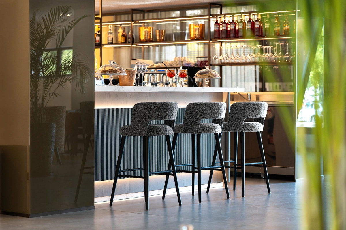 Airporthotel Verona contract furniture BS Chairs