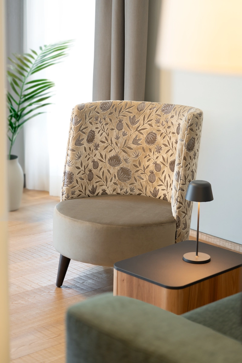 Alpenheim Charming & Spa Hotel seating BS Chairs