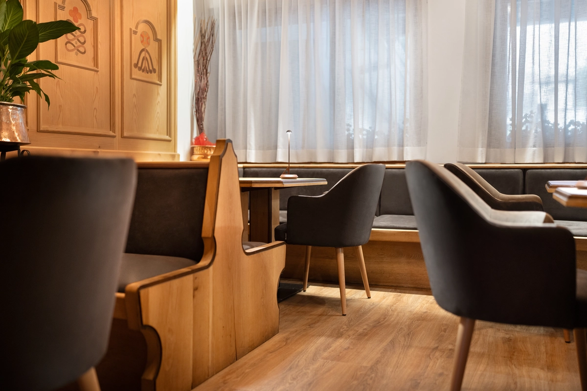 Edelweiss Alpine Nature Hotel sofas BS Chairs