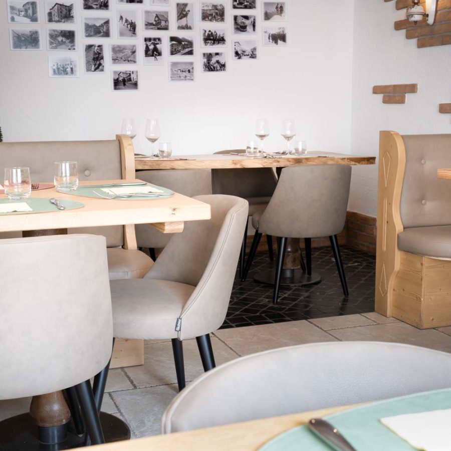 Albergo-Alpino-Vermiglio-Trento-arredamento-per-sale-ristoranti-bs-chairs