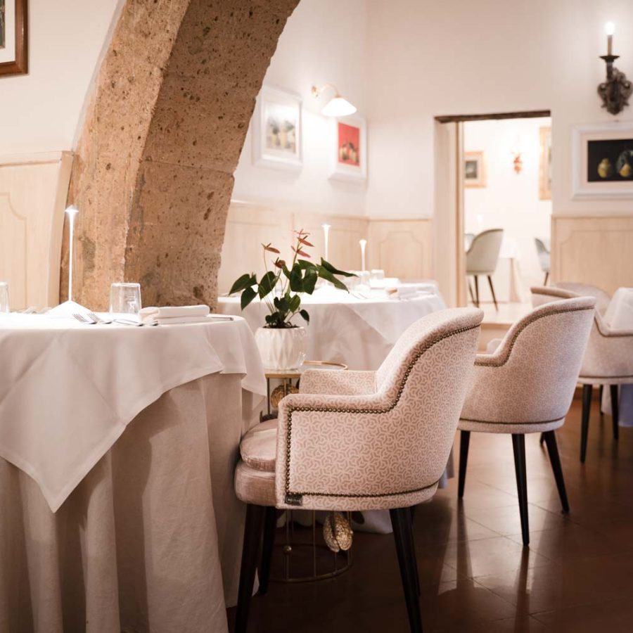 Hostaria-del-Ceccottino-pitigliano-grosseto-nuova-sala-bschairs