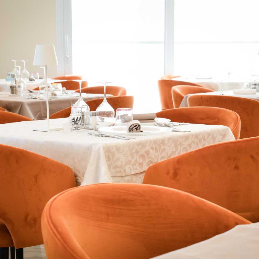 Hotel-Le-Soleil-Jesolo-Venezia-albergo-vista-mare-nuova-sala-ristorante