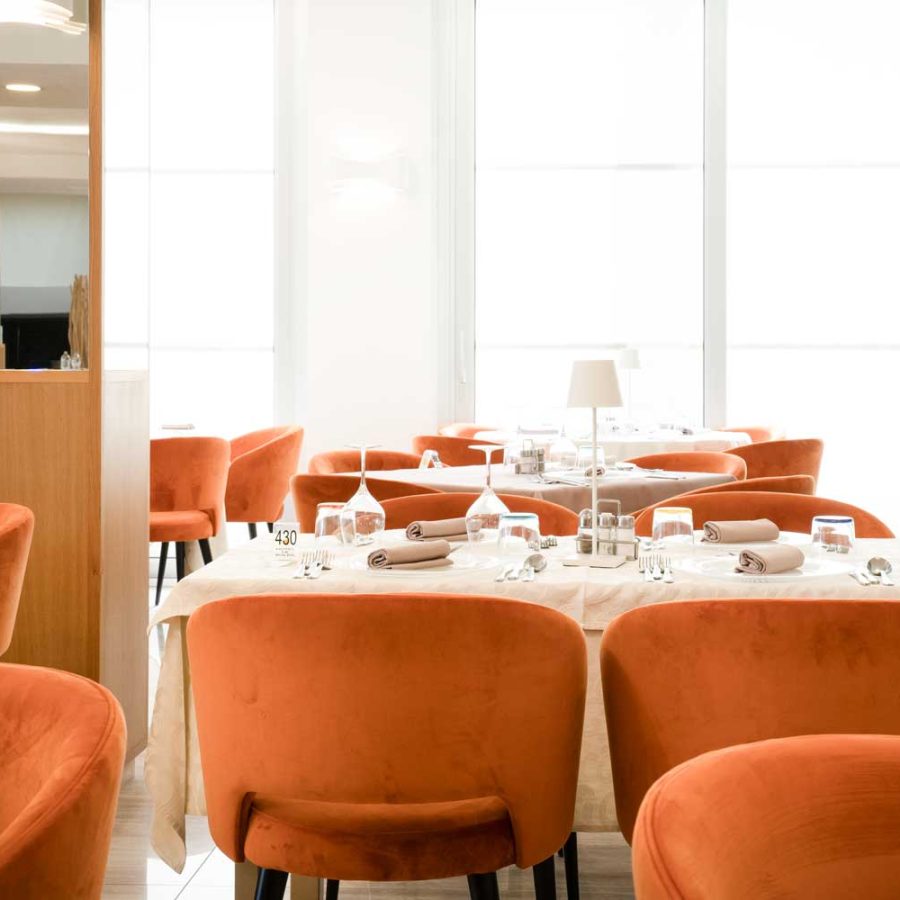 Hotel-Le-Soleil-Jesolo-Venezia-vista-mare-fronte-spiaggia-arredamento-bs-chairs