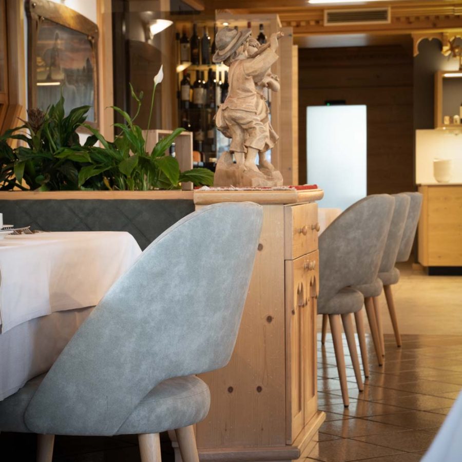 Hotel-el-Paster-Pera-di-Fassa-Trento-comeplementi-di-arredo-bs-chairs