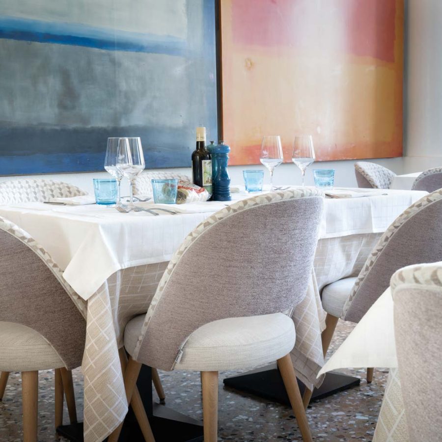 Ristorante-da-Celeste-Pellestrina-Venezia-sala-arredamento-spartano-bs-chairs