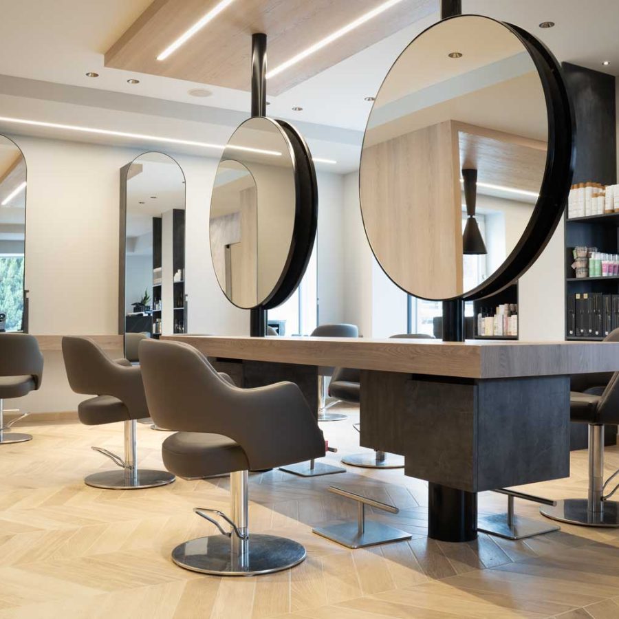 Salone-Natascia-Bottamedi-Andalo-Trento-parrucchiera-hairstyling-bs-chairs