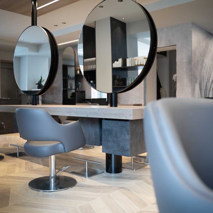 Salone-Natascia-Bottamedi-Andalo-Trento-parrucchiere-moderno-bs-chairs