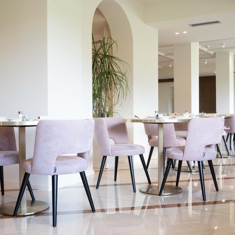 Villa-Nicolli-Romantic-Resort-Riva-del-Garda-Verona-nuova-sala-ristorante-e-sala-lounge