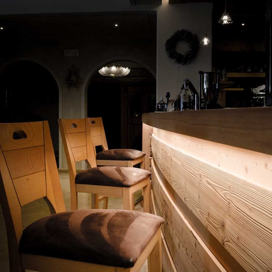 Hotel Kristiania bar a mezzana val di sole