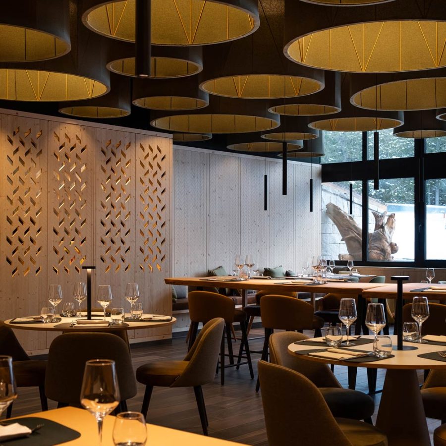 sara righetto con fragmenta padova per il nuovo ristorante lares a madonna di campiglio