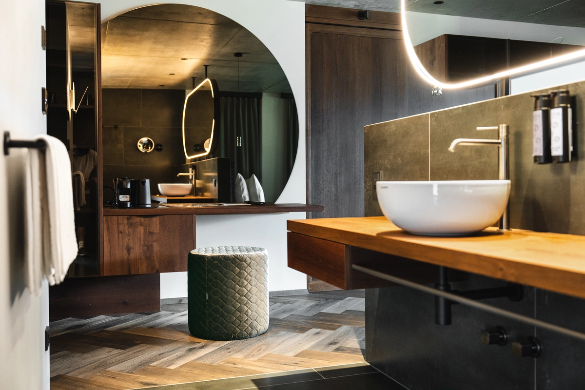 Gartenhotel Völser Hof Italienisches Design BS Stühle