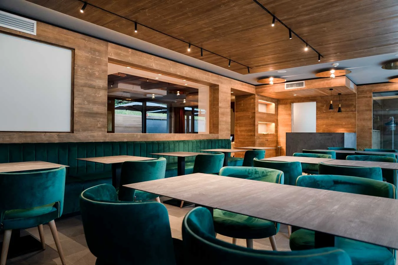 Hotel ariston val di sole ristorante — interior design, arredamento, BS Chairs