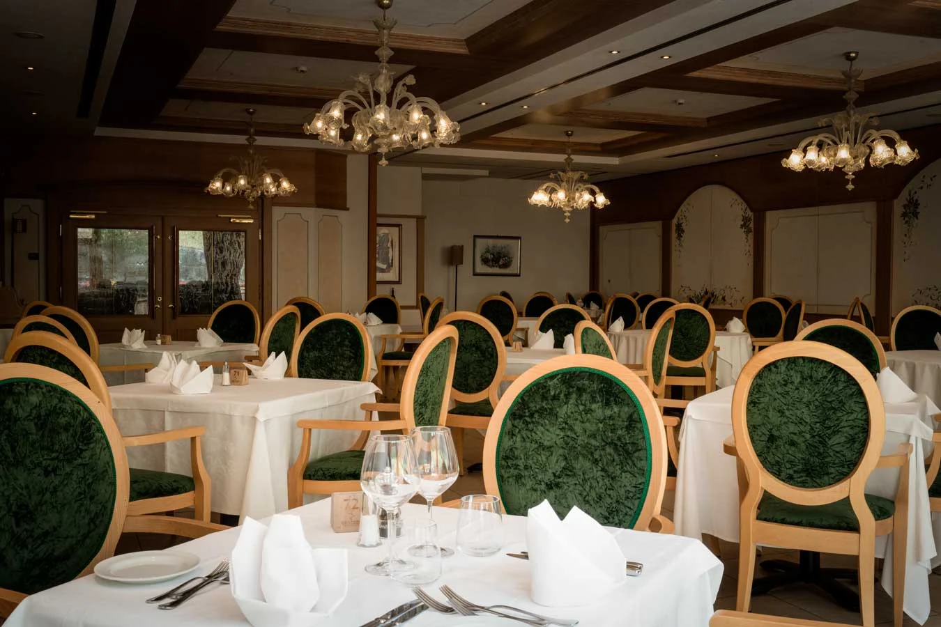 Hotel carlo magno andalo ristorante — interior design, arredamento, BS Chairs