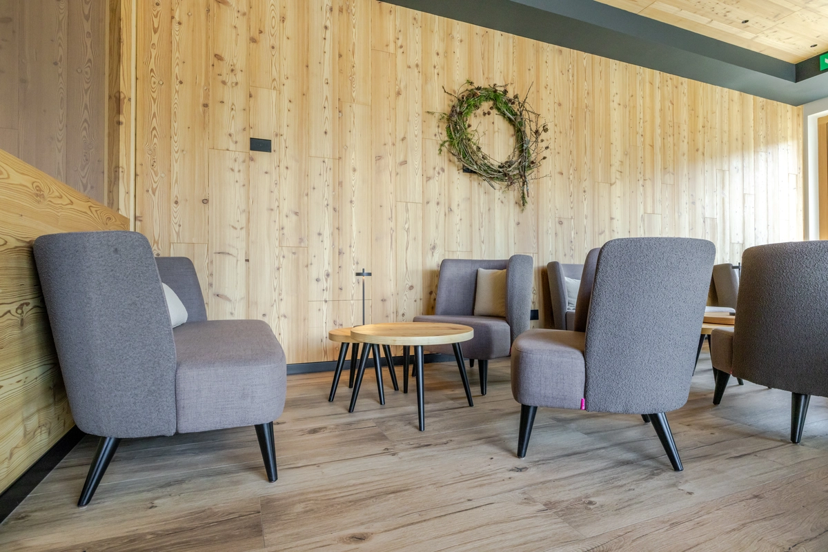 Hotel Damelis design italiano BS Chairs