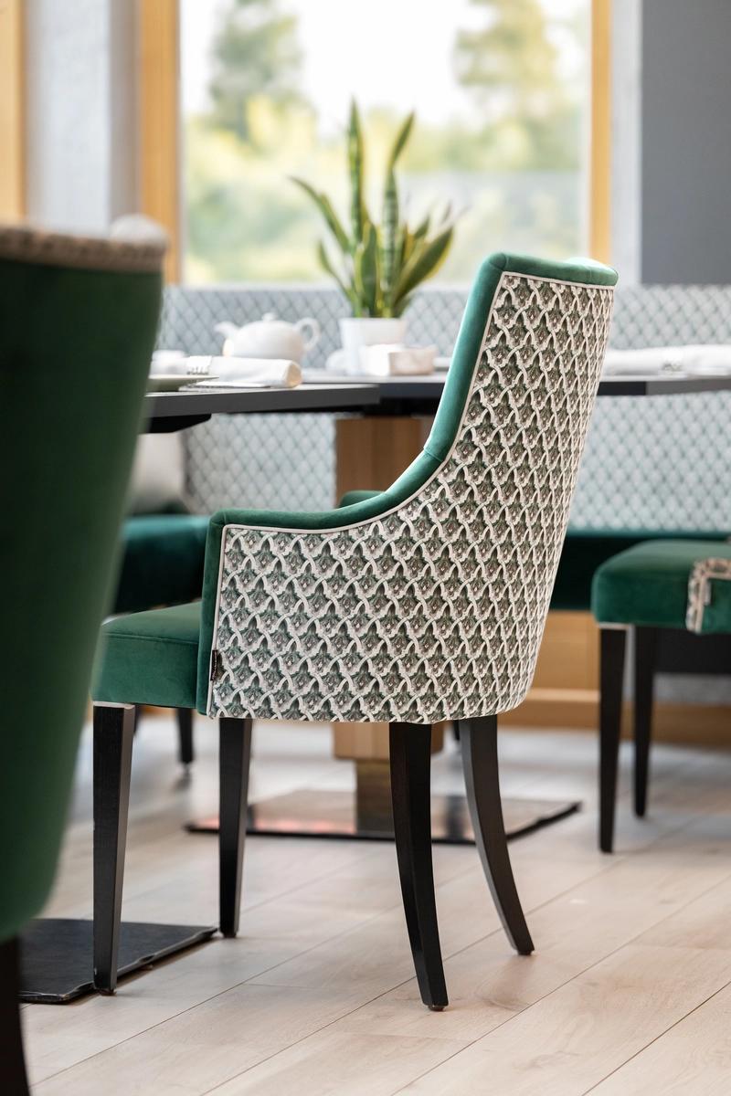 Hotel Pareda design italiano BS Chairs