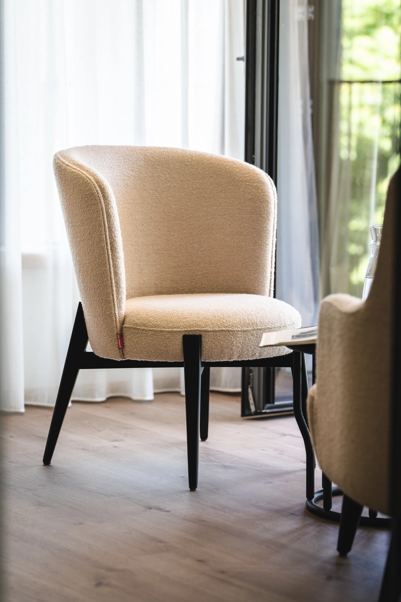 Hotel Regent’s arredo contract BS Chairs