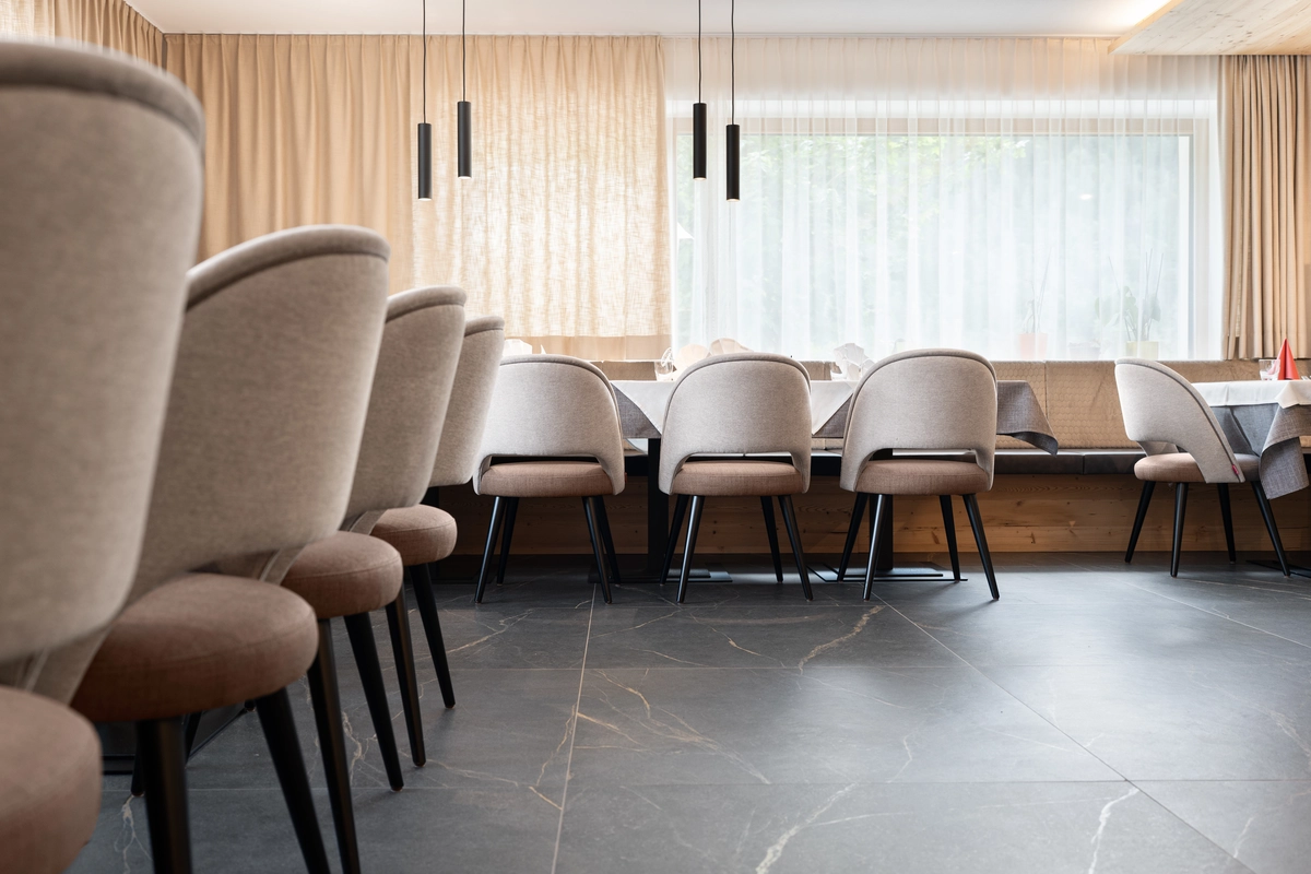 Hotel Riposo al Bosco contract furniture BS Chairs