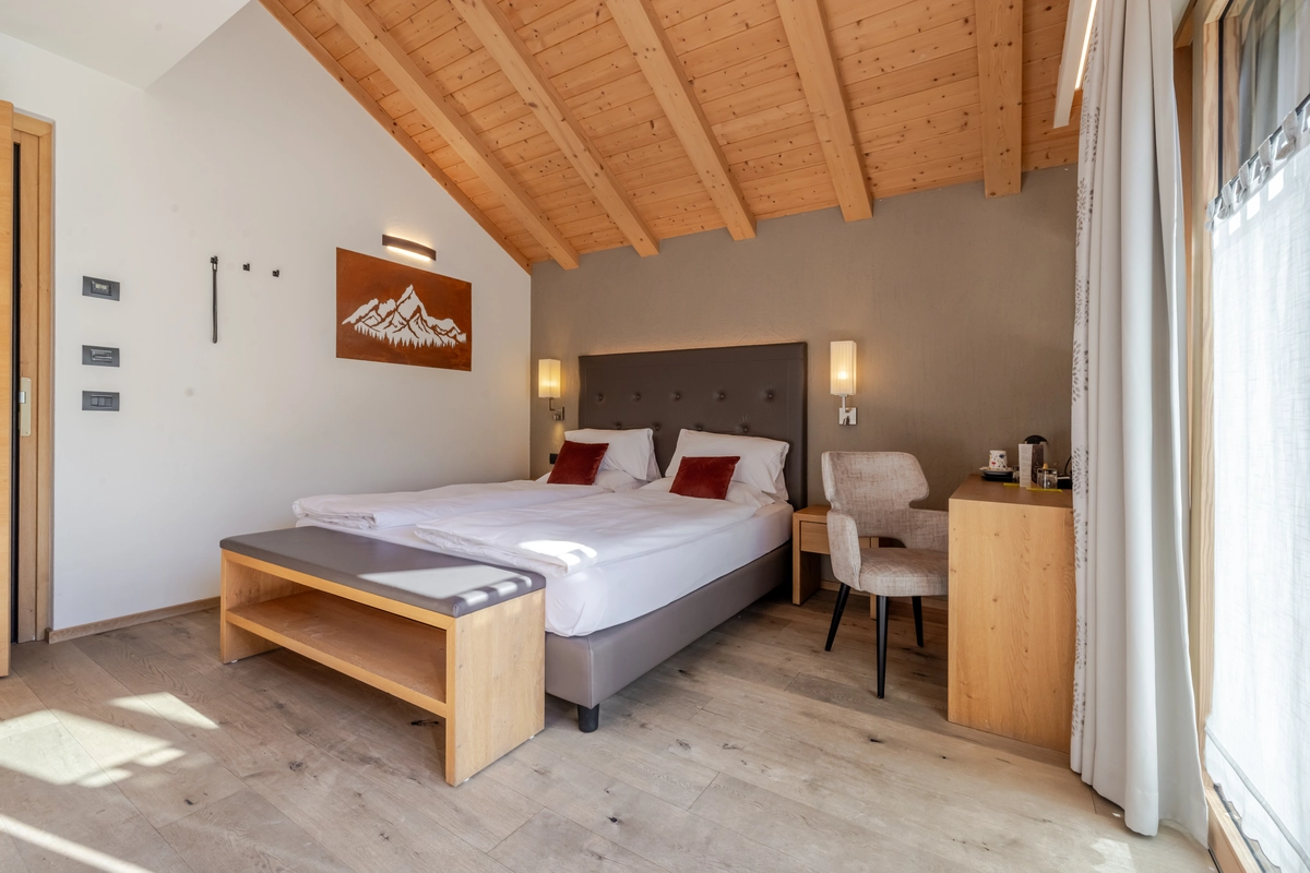 Hotel Roberta Alpine sedie BS Chairs