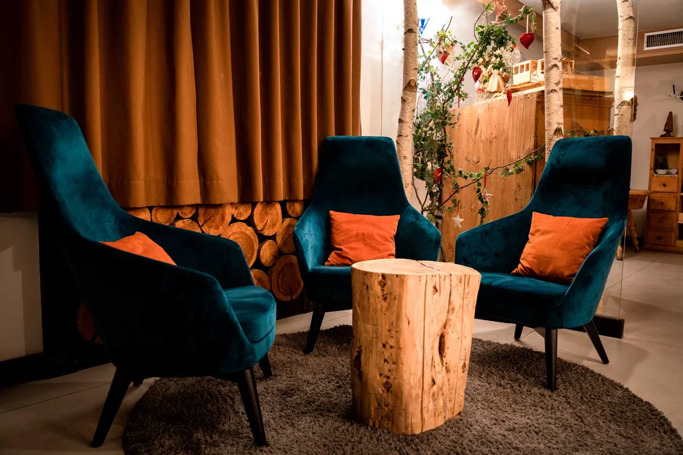 Entspannungsraum im Hotel Scoiattolo Tesero – Inneneinrichtung, Möbel, BS-Stühle