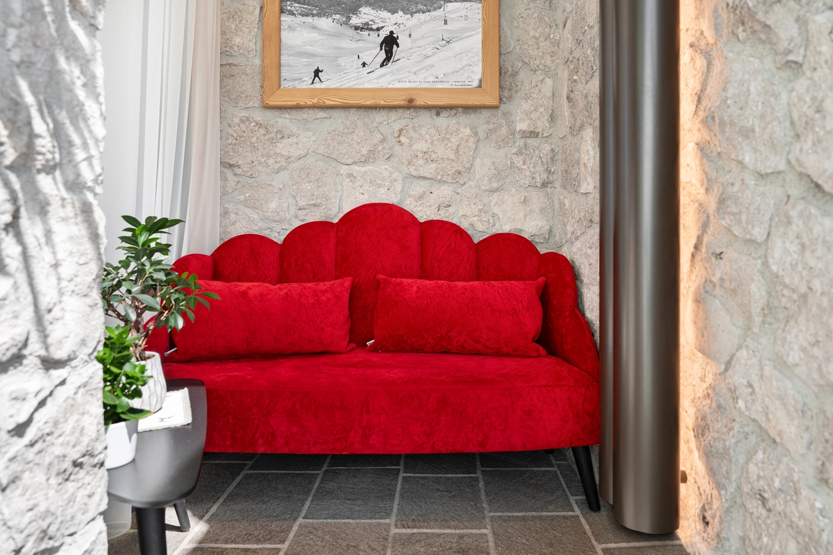 Le Perla Life Hotel design italiano BS Chairs